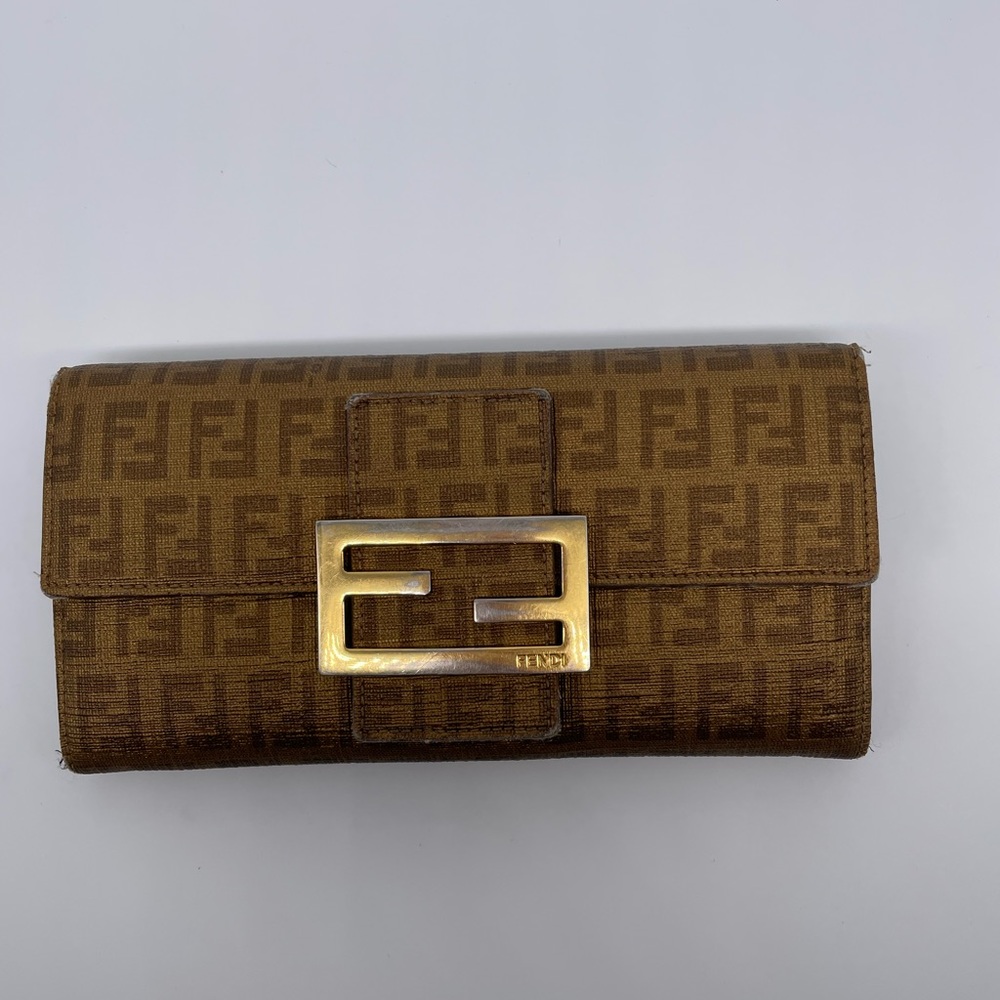 Fendi wallet